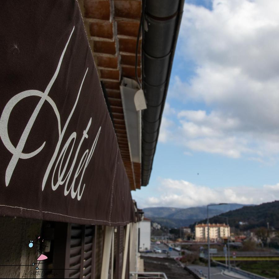 La Petite Contoise Hotel Contes  ภายนอก รูปภาพ